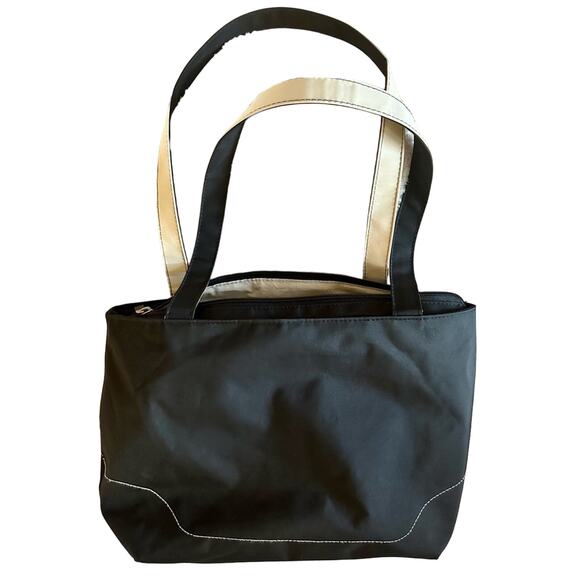 Medela Freestyle Pump‎ or Diaper Bag - Picture 1 of 5